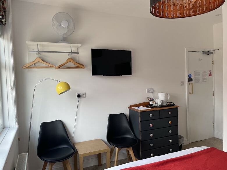 Bed & Breakfast Holway House