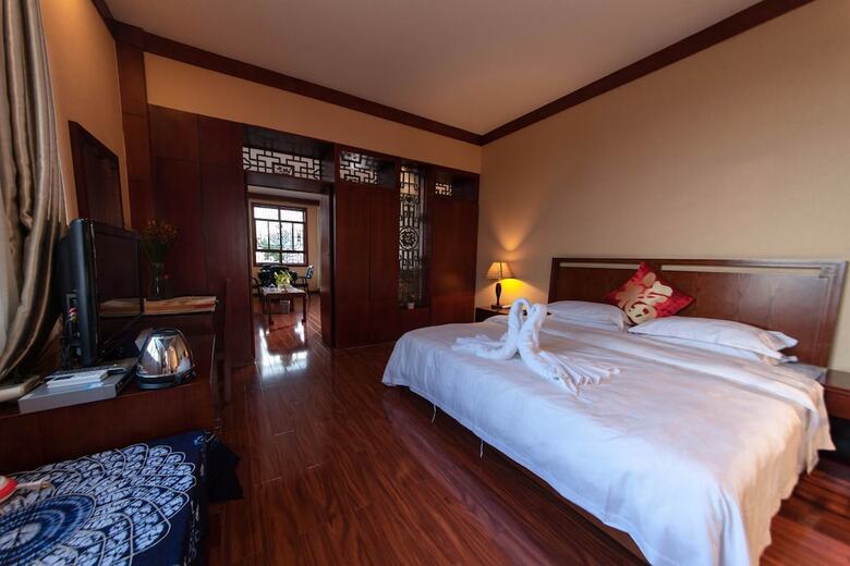 Dali Yinfeng Hotel