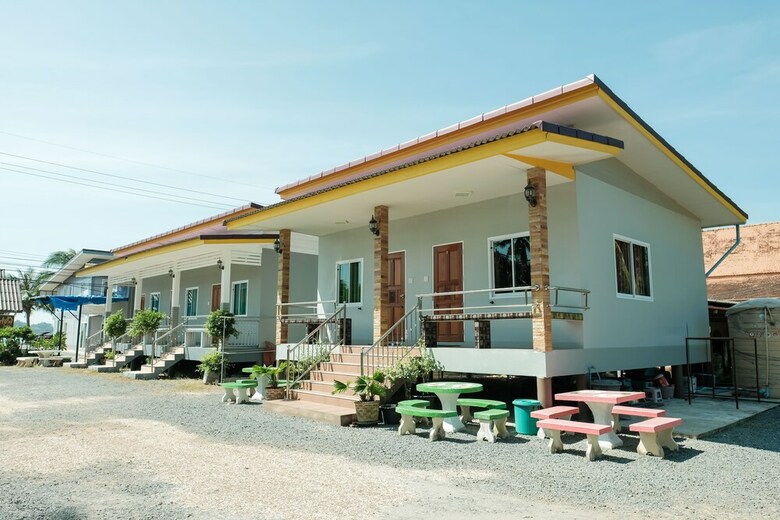 Hotel Baan Chalong
