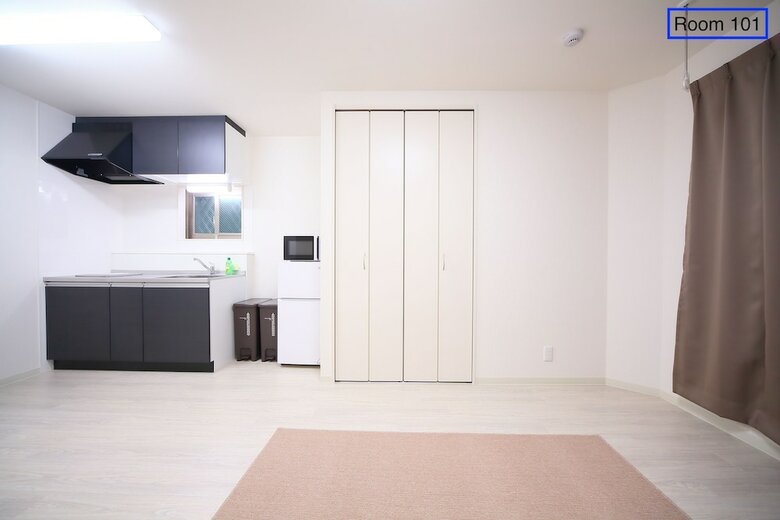 Apartment Heights Hana