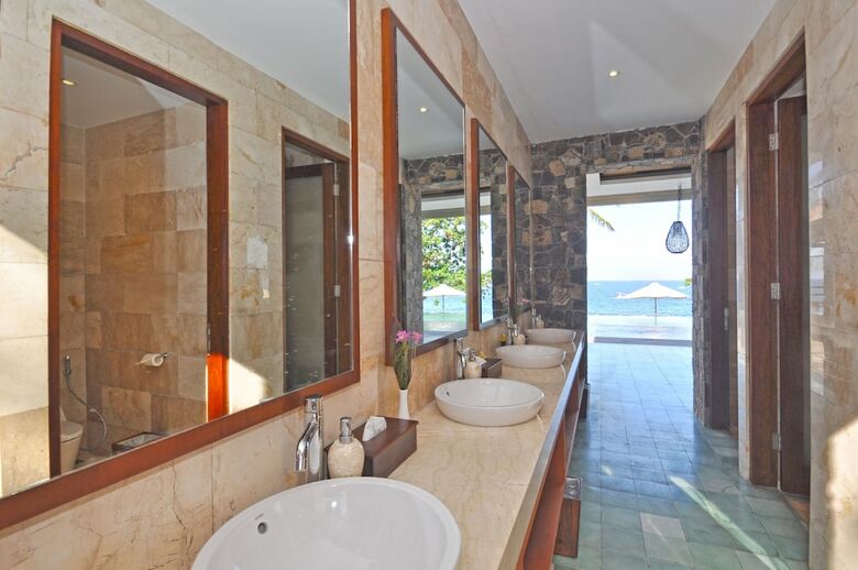 Hotel Rajavilla Lombok Resort