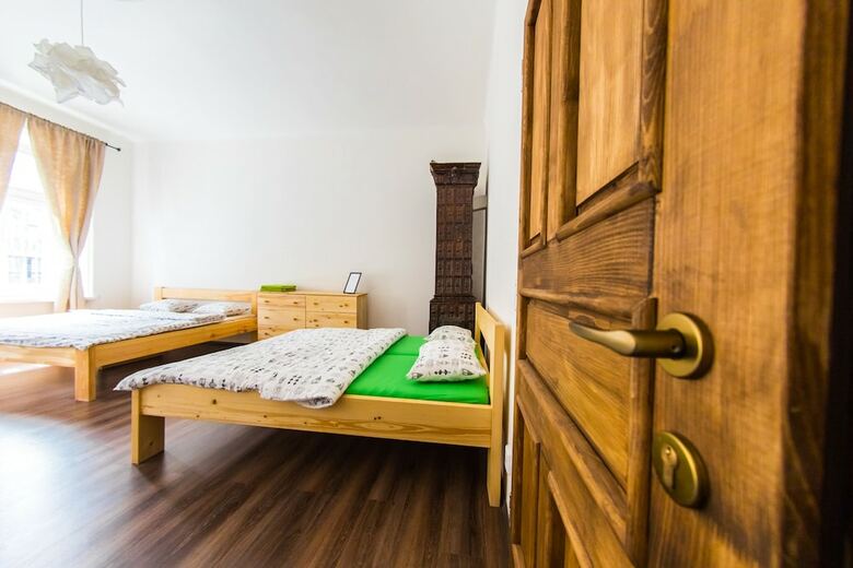 Freedom Rooms And Apartments