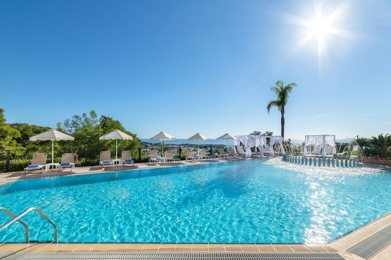 Aparthotel Pefkos View Suites & Maisonette