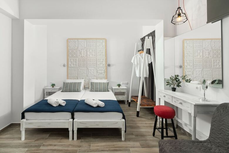 Aparthotel Pefkos View Suites & Maisonette