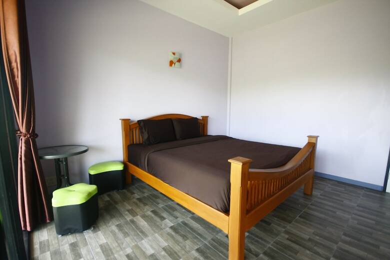 Hotel Wangthong Beach Resort