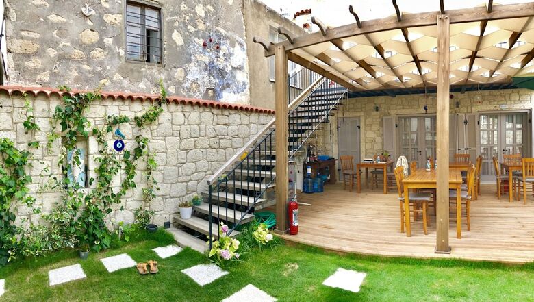 Hotel Alacati Cona Butik Otel