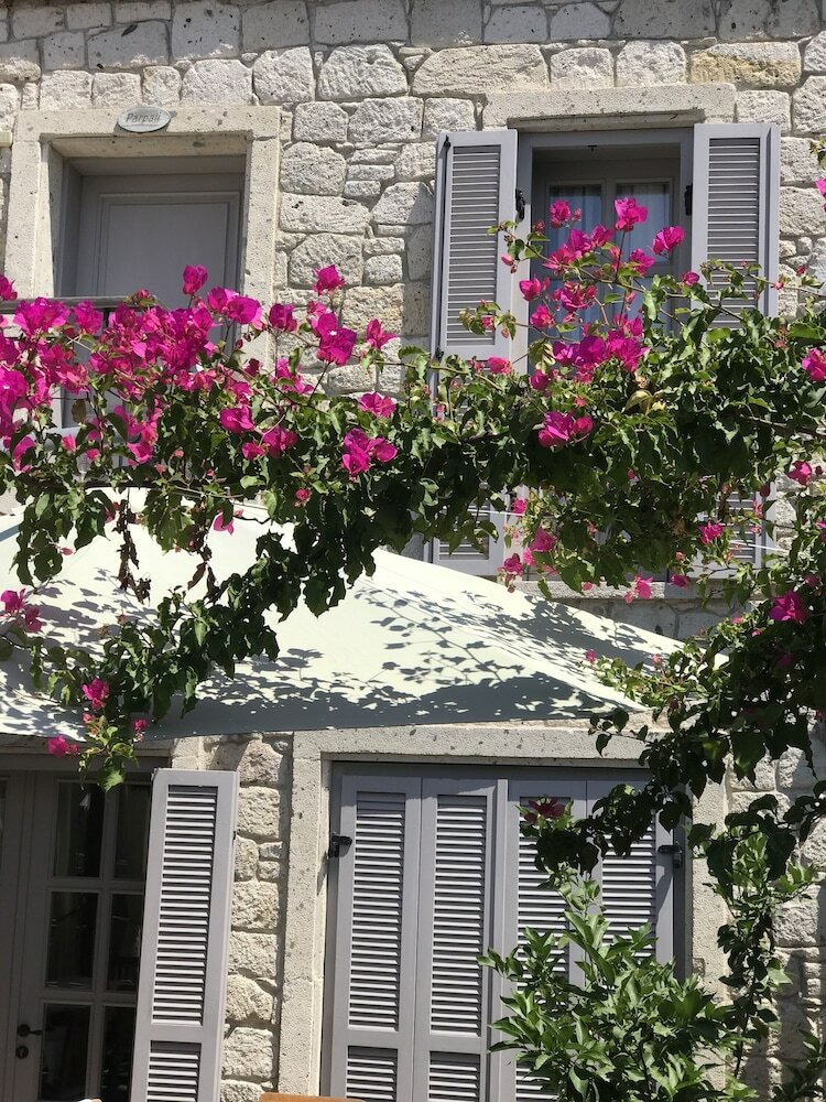 Hotel Alacati Cona Butik Otel