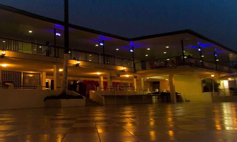 Sierra Lighthouse Hotel
