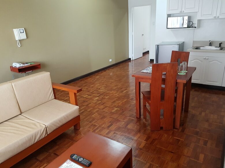 Aparthotel Bsa Tower Serviced Residences