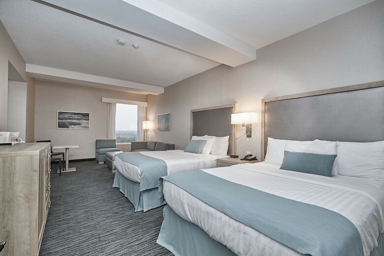 Vittoria Hotel And Suites