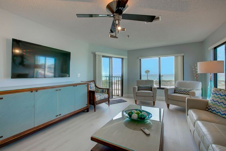 Beach Sands A 102 By Anna Maria