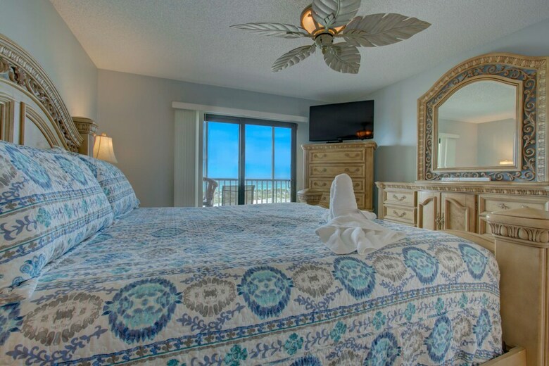 Beach Sands A 102 By Anna Maria