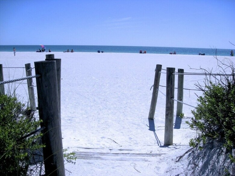 Beach Sands A 102 By Anna Maria