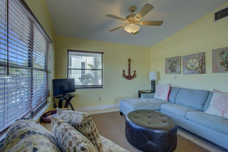 Anna Maria Island Beach Castaway 1