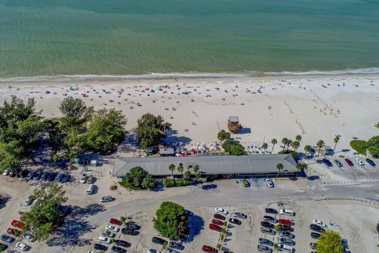 Anna Maria Island Beach Castaway 1
