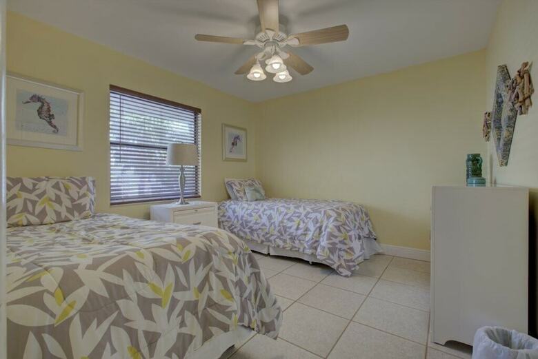 Anna Maria Island Beach Castaway 1