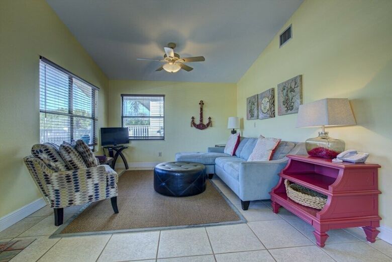 Anna Maria Island Beach Castaway 1