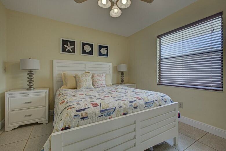Anna Maria Island Beach Castaway 1