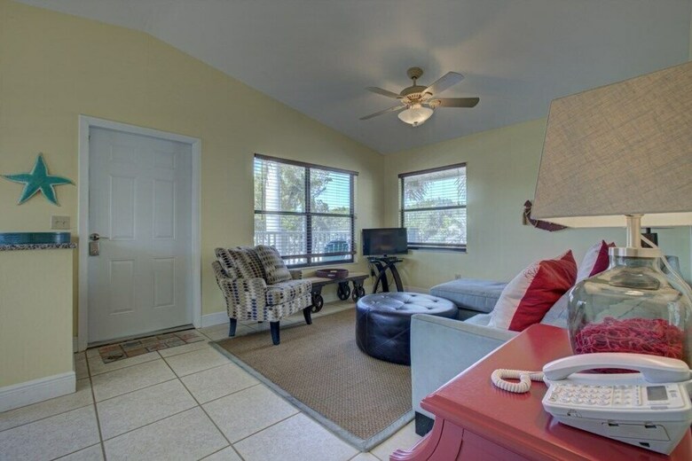 Anna Maria Island Beach Castaway 1