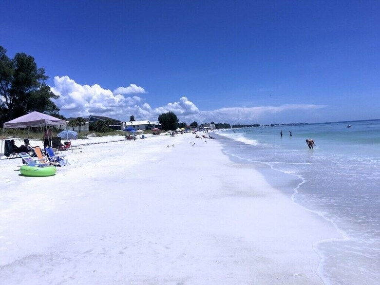 Anna Maria Island Beach Castaway 1