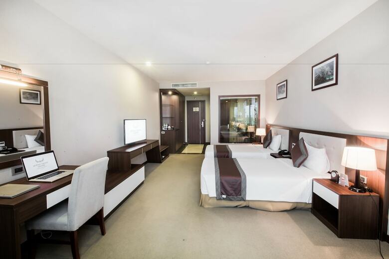 M?ong Thanh Grand Hoang Mai Hotel