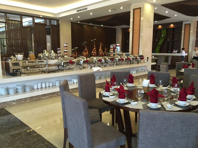 M?ong Thanh Grand Hoang Mai Hotel