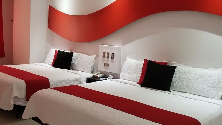 Hotel Dluxe & Suites