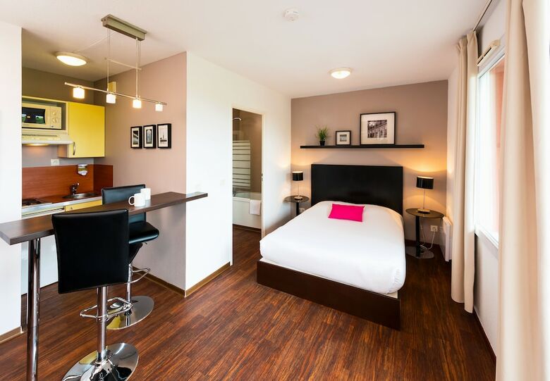 Residencia T�n�o Apparthotel Talence