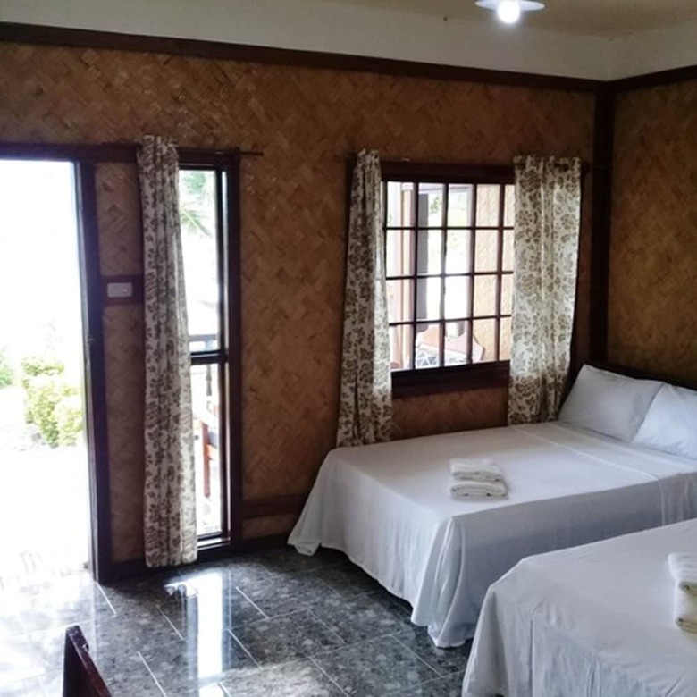 Hotel Las Cabanas Beach Resort