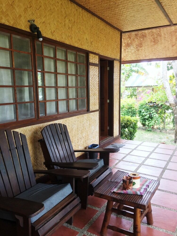 Hotel Las Cabanas Beach Resort