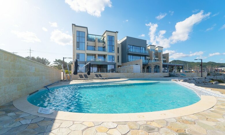 Hotel Havet Poolvilla & Resort
