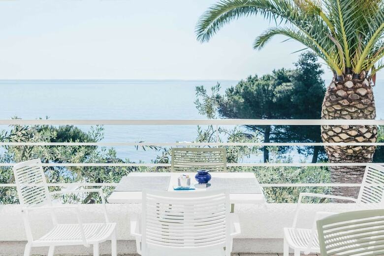 Villa Vignola Hotel & Restaurant