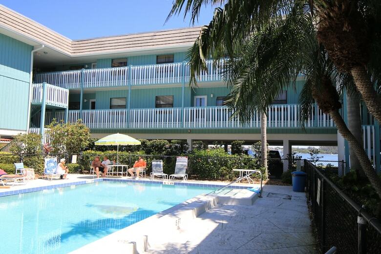 Beach Palms Unit 2b By Anna Maria