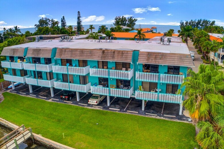 Beach Palms Unit 2b By Anna Maria