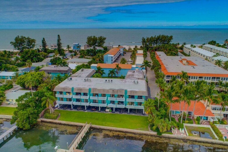 Beach Palms Unit 2b By Anna Maria
