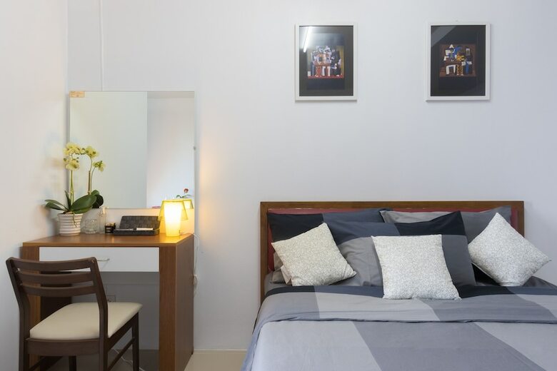 I-home Residence And Hotel