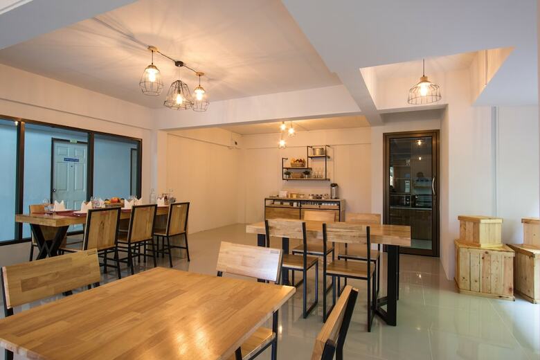 I-home Residence And Hotel
