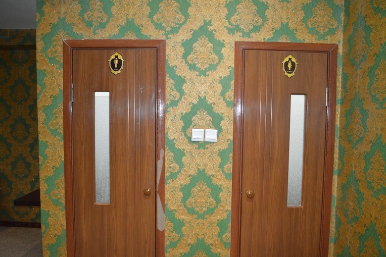 Land Hotel
