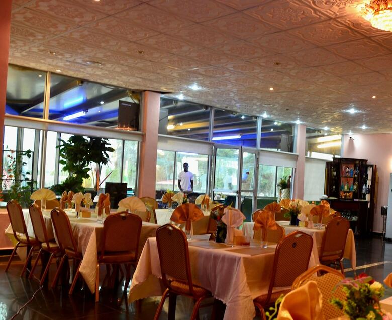 Hotel Executive Inn