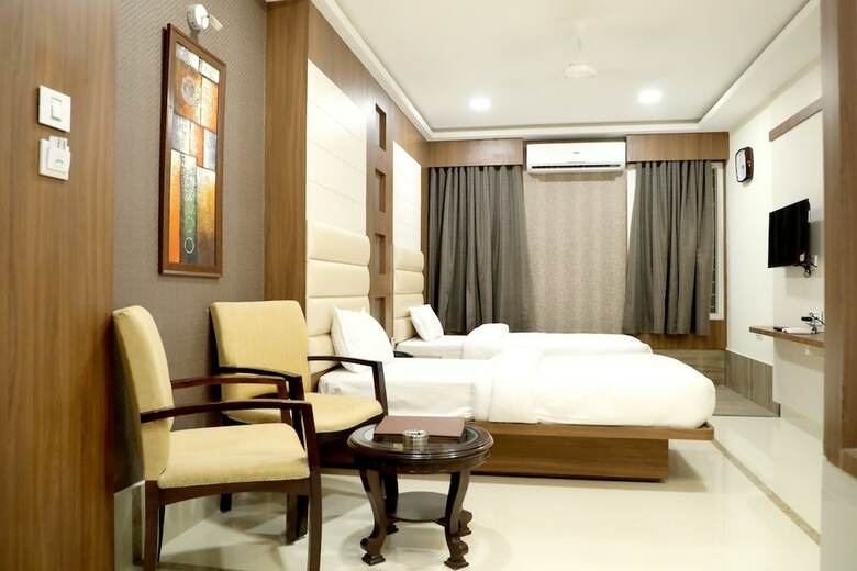Hotel Anmol Classic