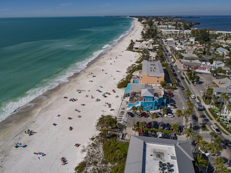 Beach Sands A 201 By Anna Maria