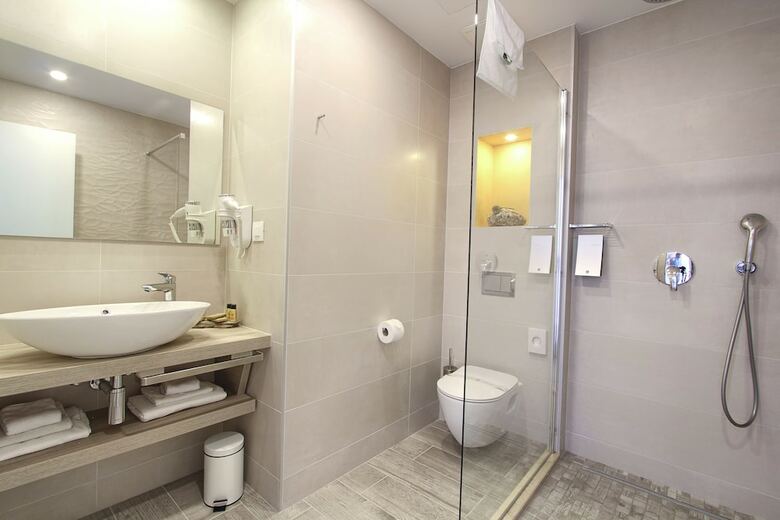 Aparthotel Kalamota Beach House