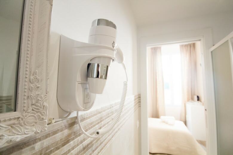 Hotel Emily Rooms