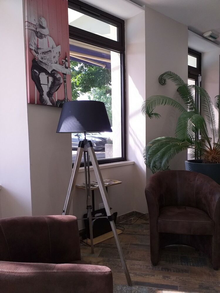 Hotel H�tel La Couronne
