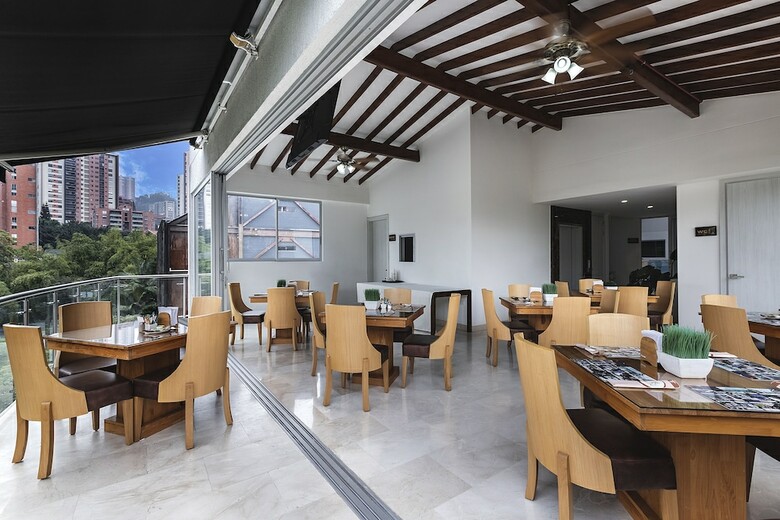 Hotel Madeiro