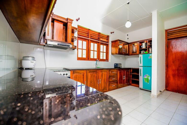 Hotel Oyo 483 Kabalana Villa