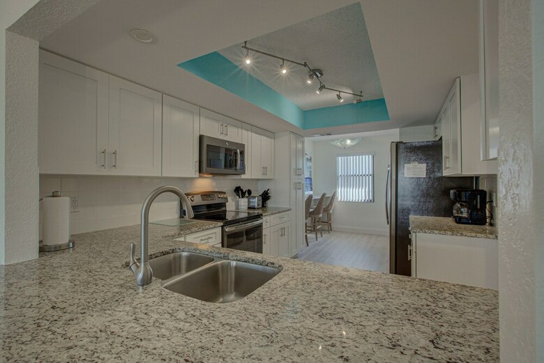 Absolute Anna Maria- 2 Bedroom Condo