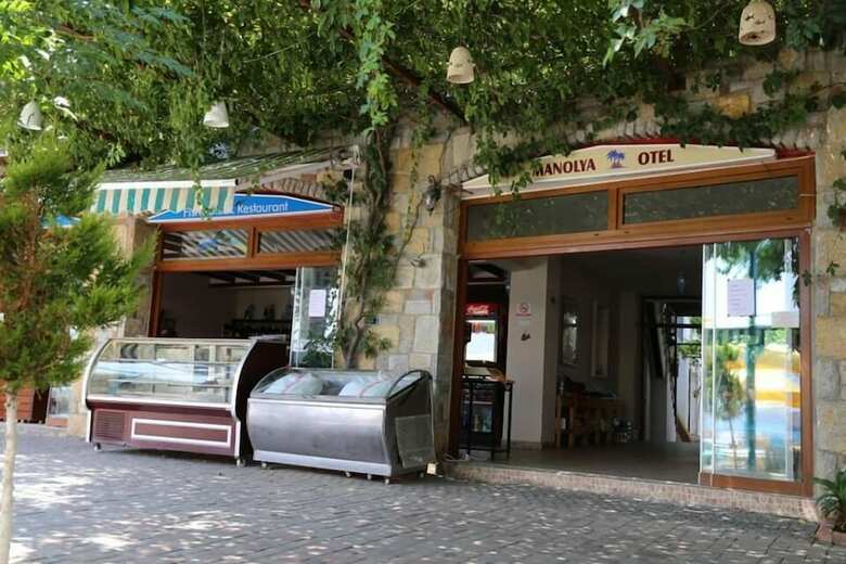 Manolya Hotel