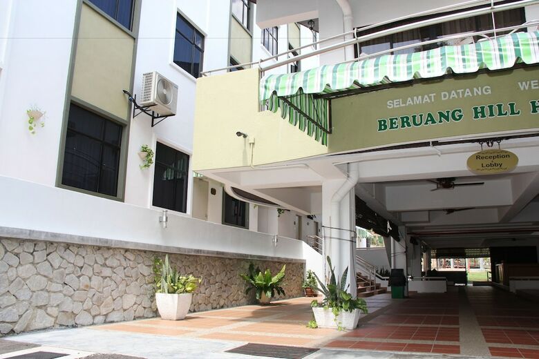 Hotel Beruang Hill Resort