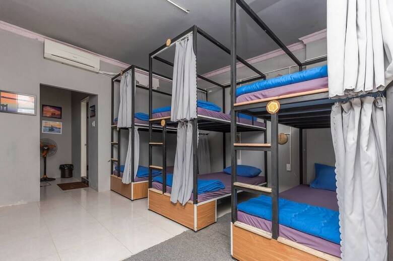 Hostal Bookaholic Beach Hostel